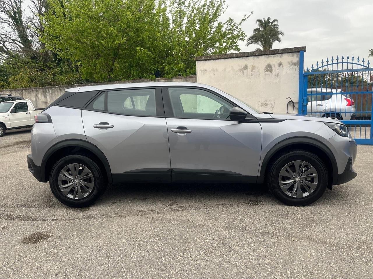 Peugeot 2008 puretech 1.2/130 cv-c.autom-12/2021