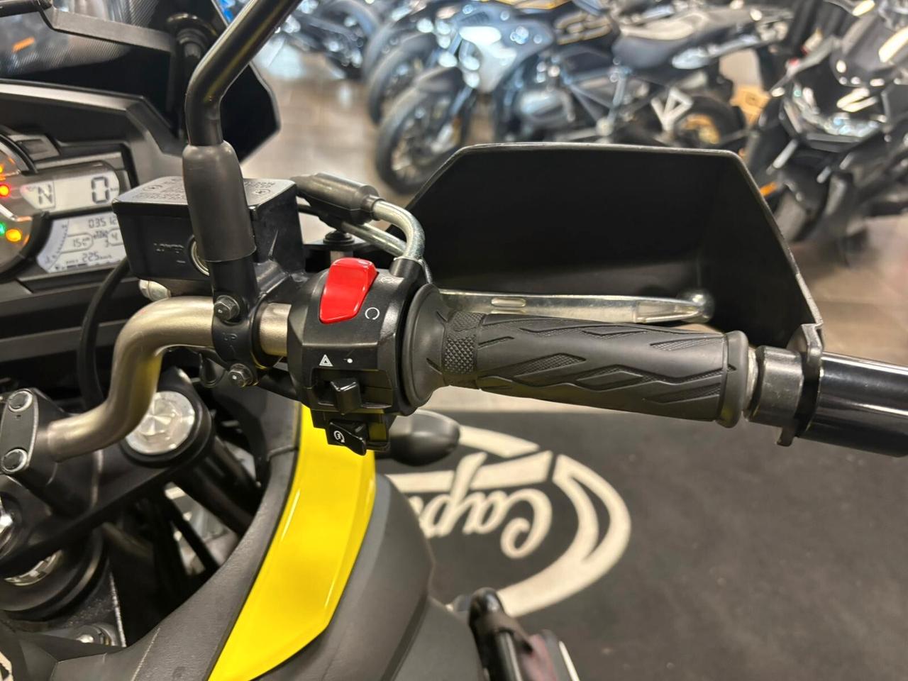 Suzuki V Strom DL 650