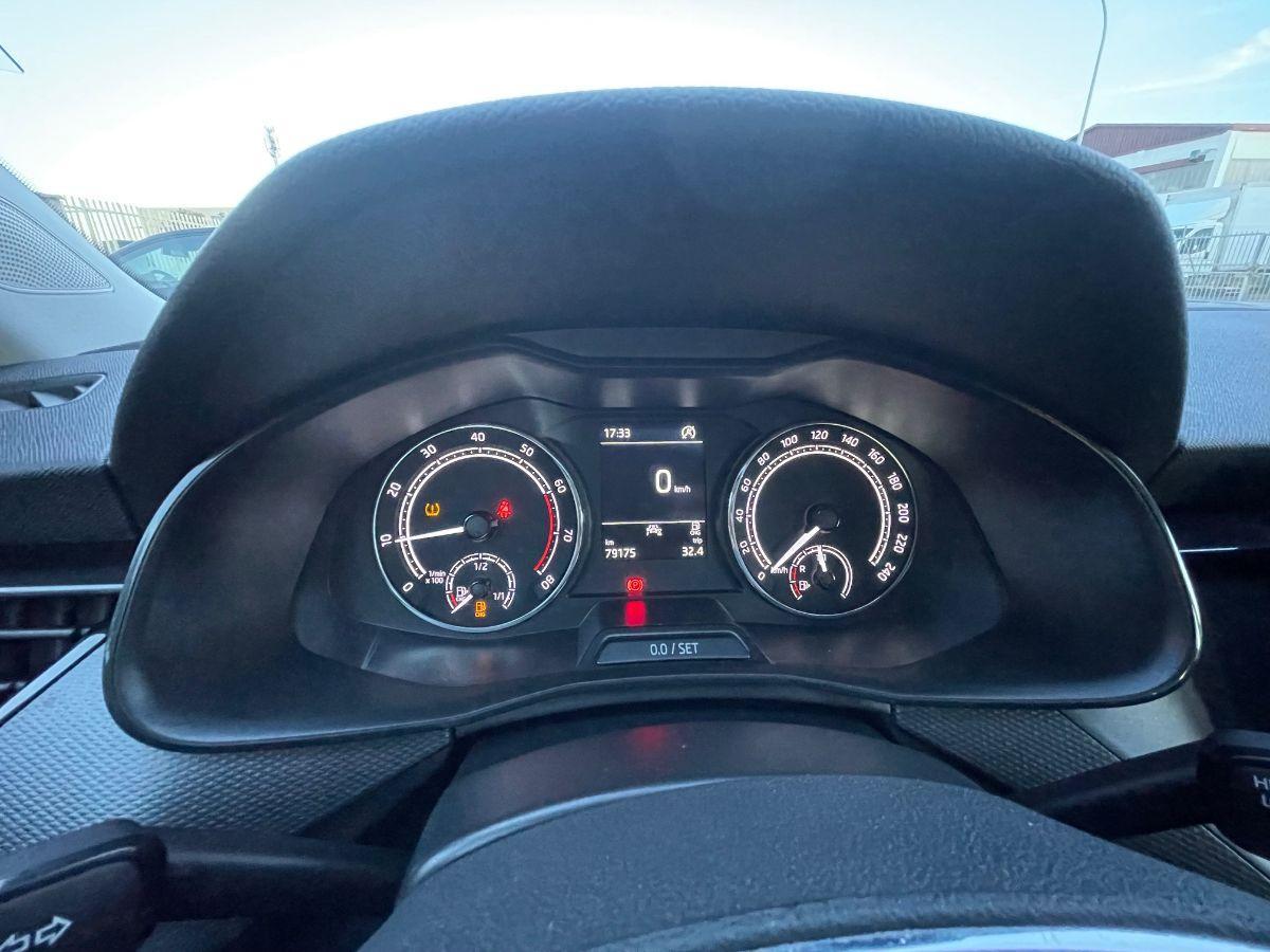 SKODA - SCALA - 1.0 G-Tec Monte Carlo