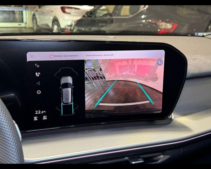 Audi Q3 3ª serie TDI 110 kW S tronic S Line edition