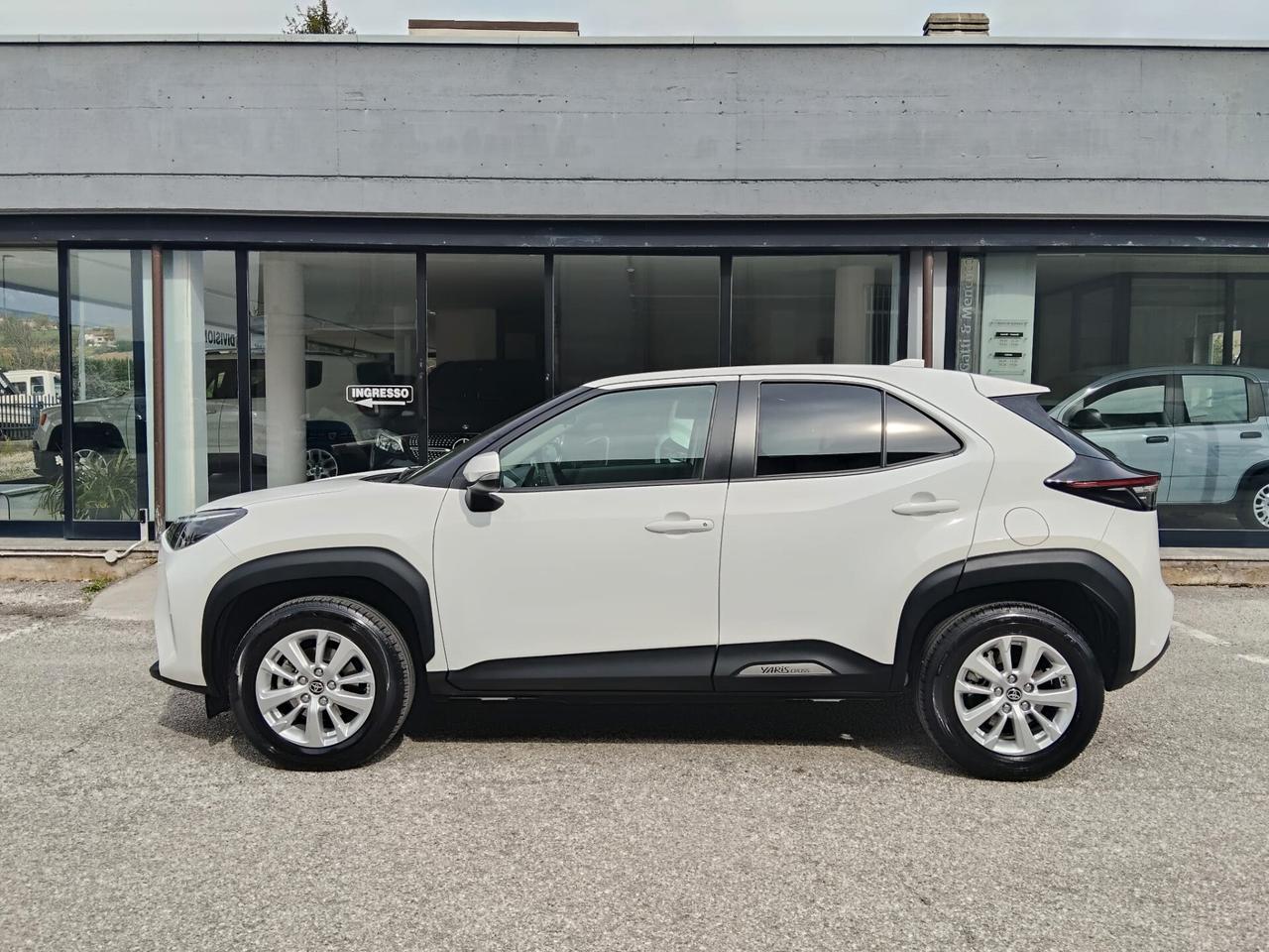 Toyota Yaris Cross 1.5 Hybrid E-CVT Business