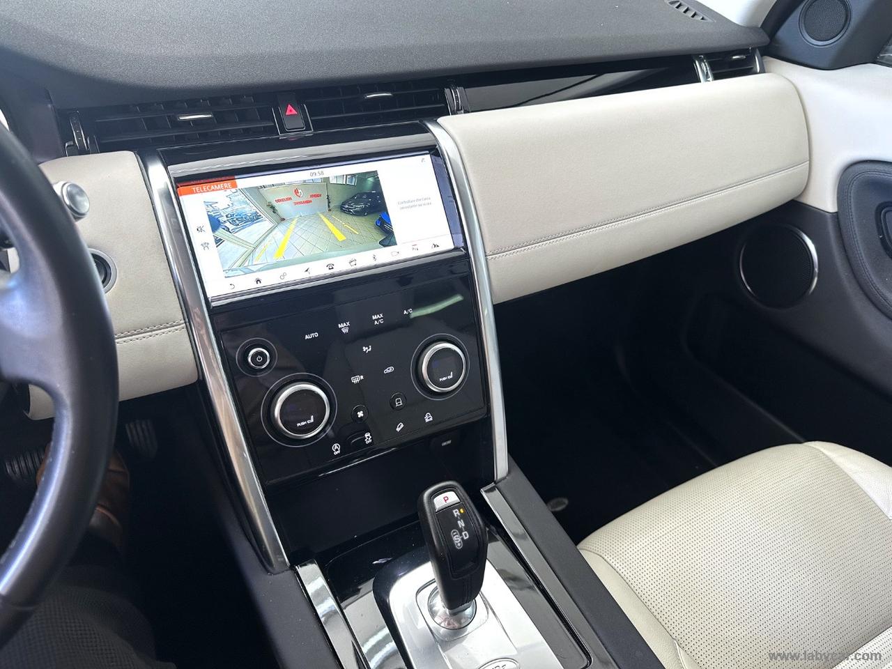 LAND ROVER Discovery Sport 2.0 Si4 200 CV HSE