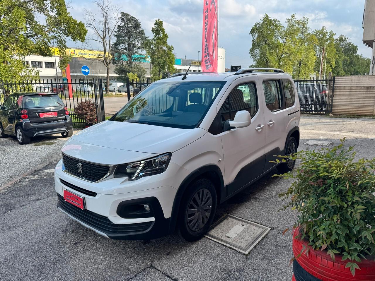 Peugeot Rifter 1.2 puretech 110cv Allure