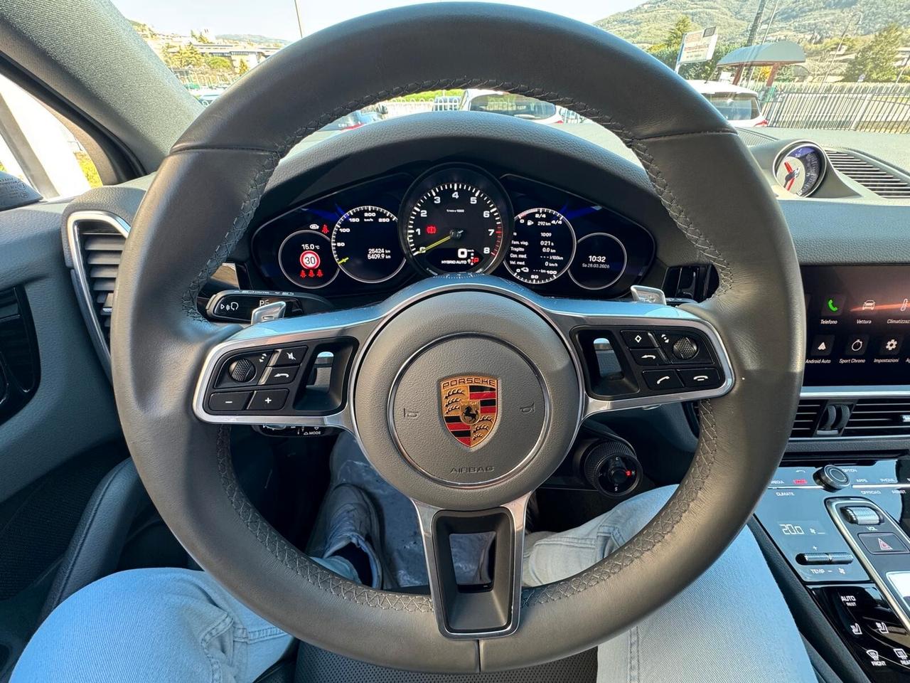 Porsche Cayenne Coupé 3.0 V6 E-Hybrid Platinum Edition