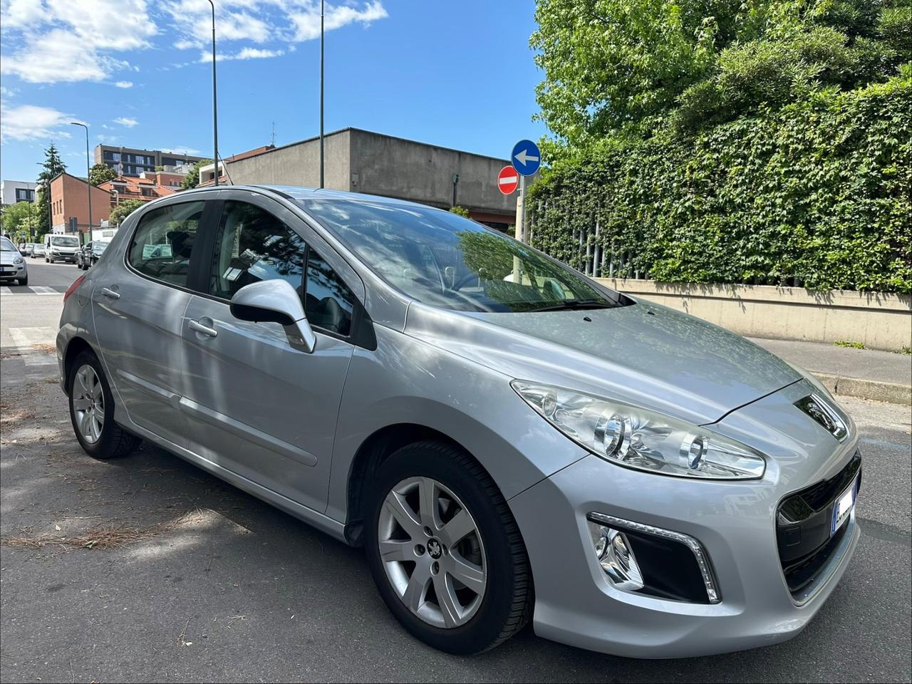 Peugeot 308 1.6 VTi 120CV 5p. - Euro 5 - ok neopatentati