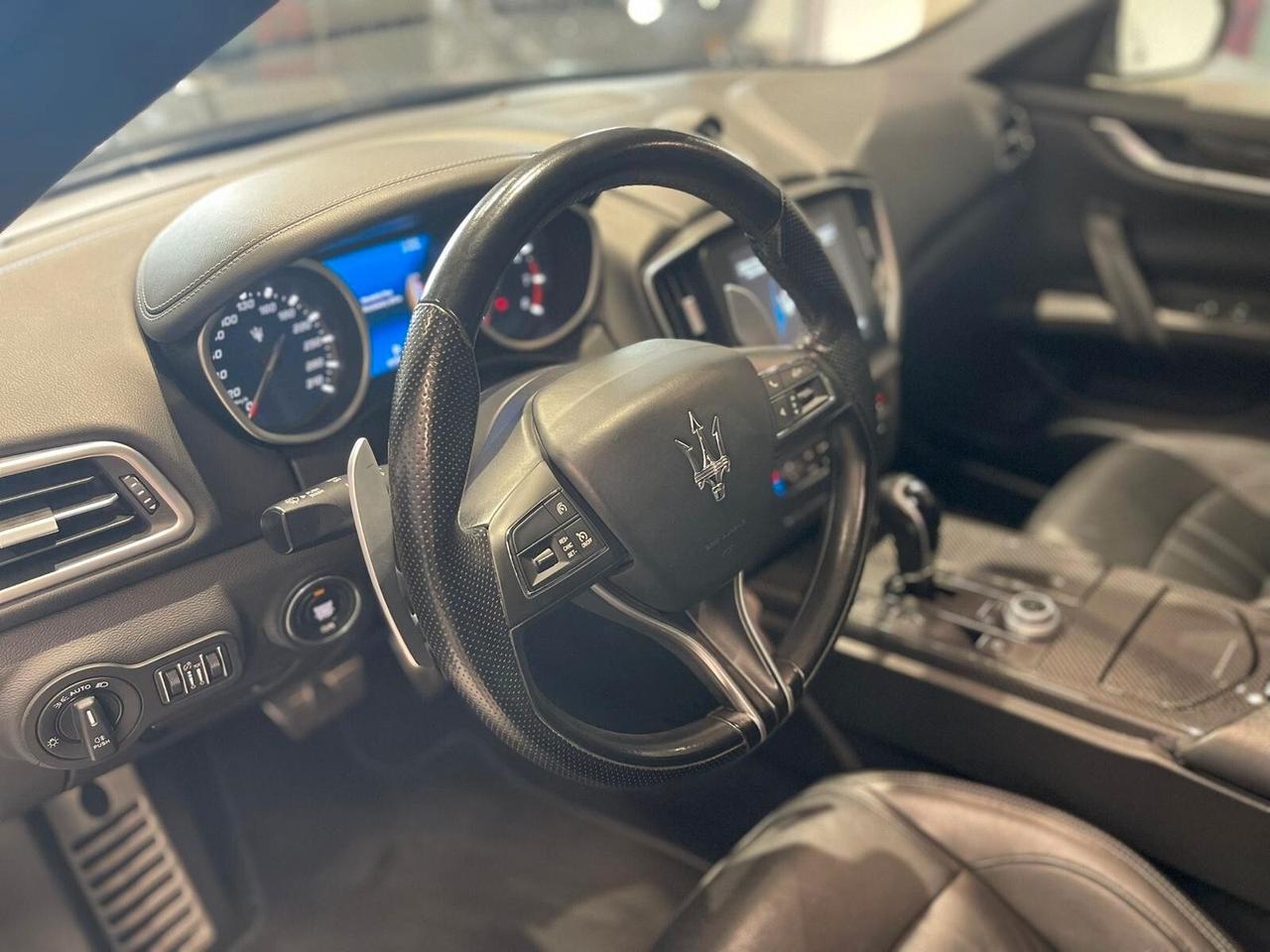 Maserati Ghibli V6 430 CV Q4 Nerissimo Edition