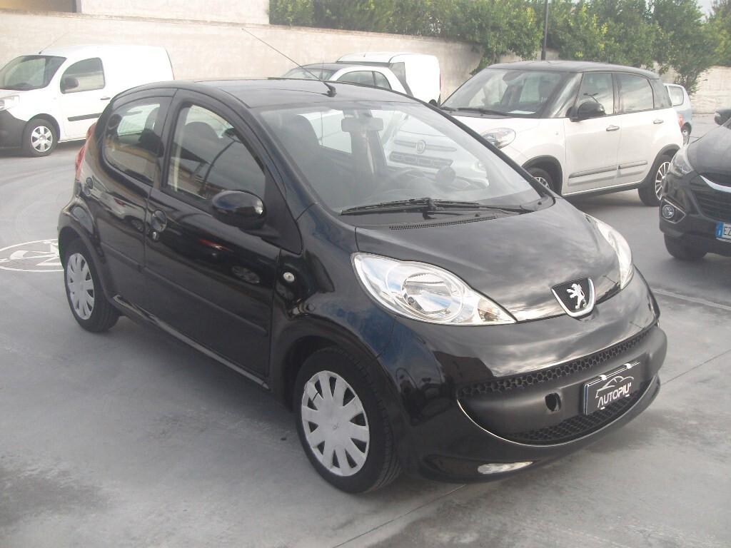 Peugeot 107 1.0 68CV 5p. AUTOMATICA - 2008