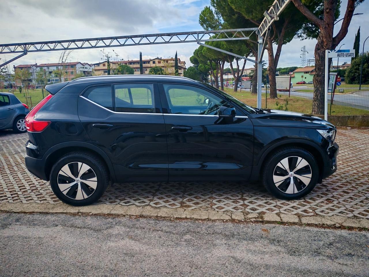 Volvo XC40 T4 Recharge Plug-in Hybrid R-design