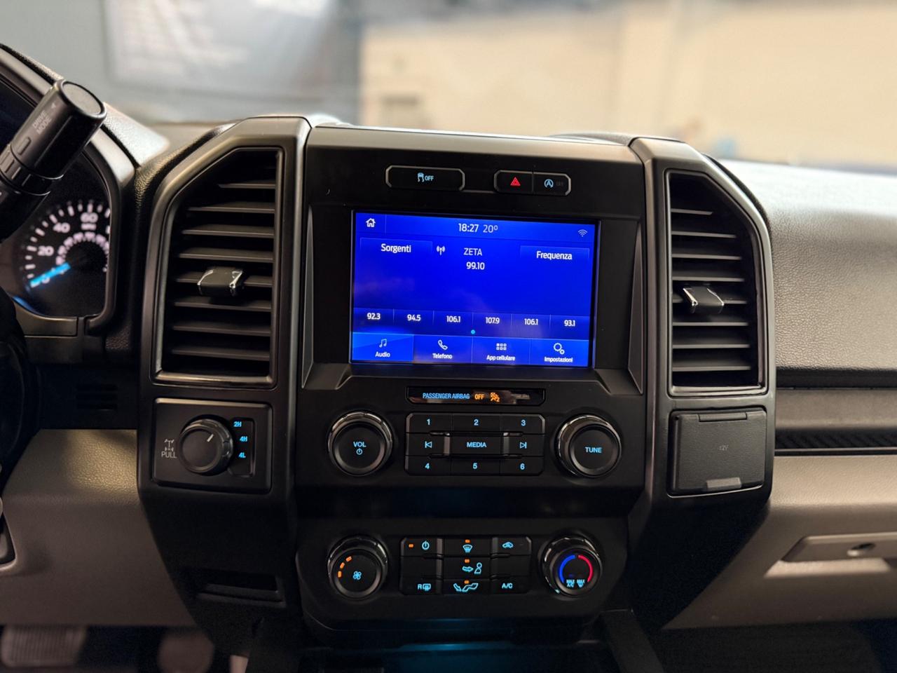 Ford F-150 Raptor STX 3.5 L V6 EcoBoost