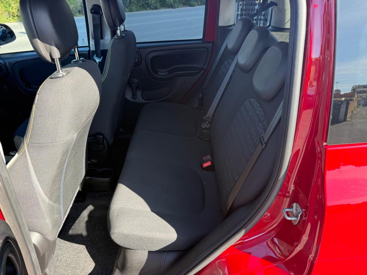 Fiat Panda Pandina Cross 1.0 firefly 70cv hybrid Rossa