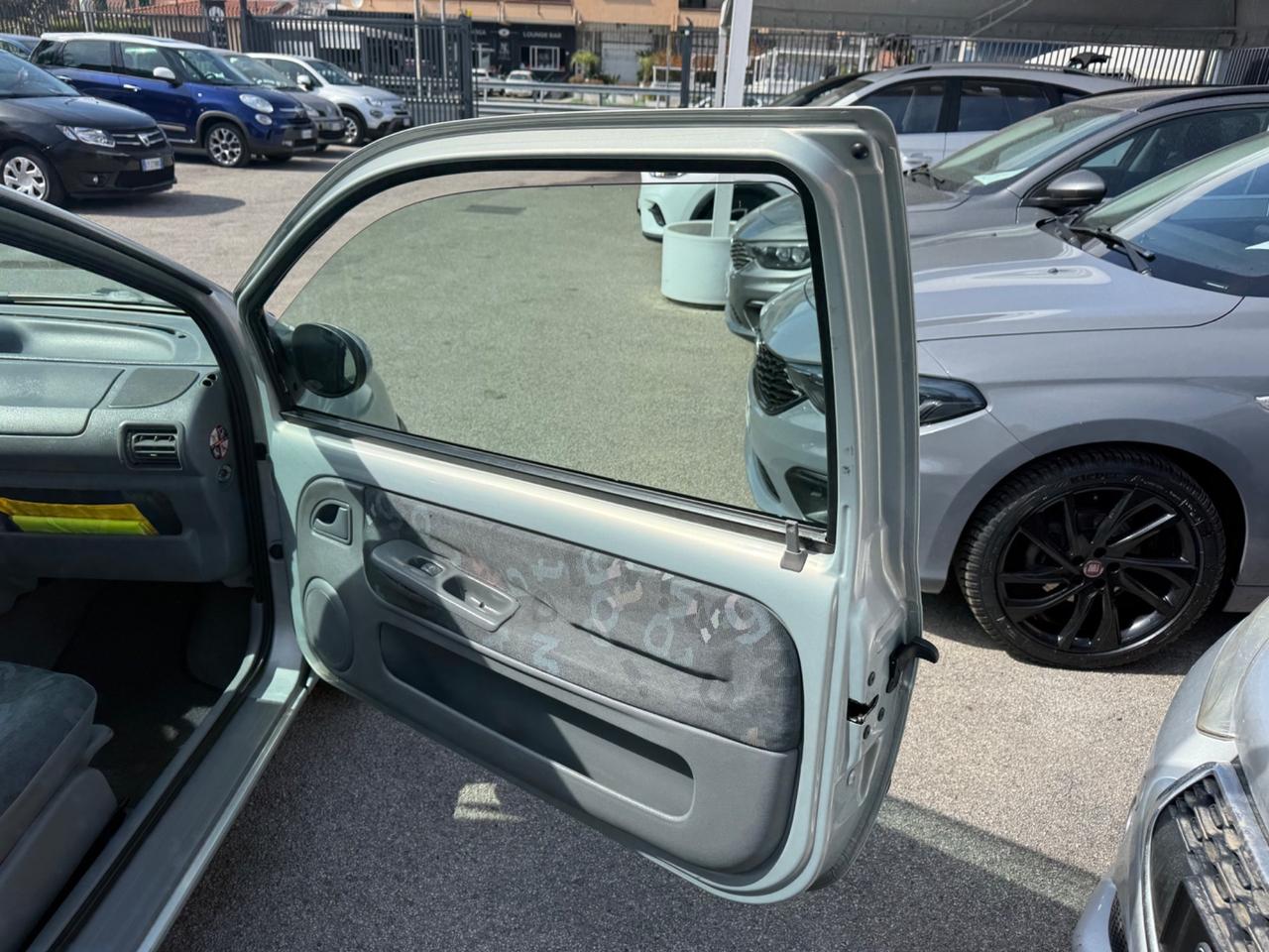Renault Twingo 1.2i 16V cat 100.000 km