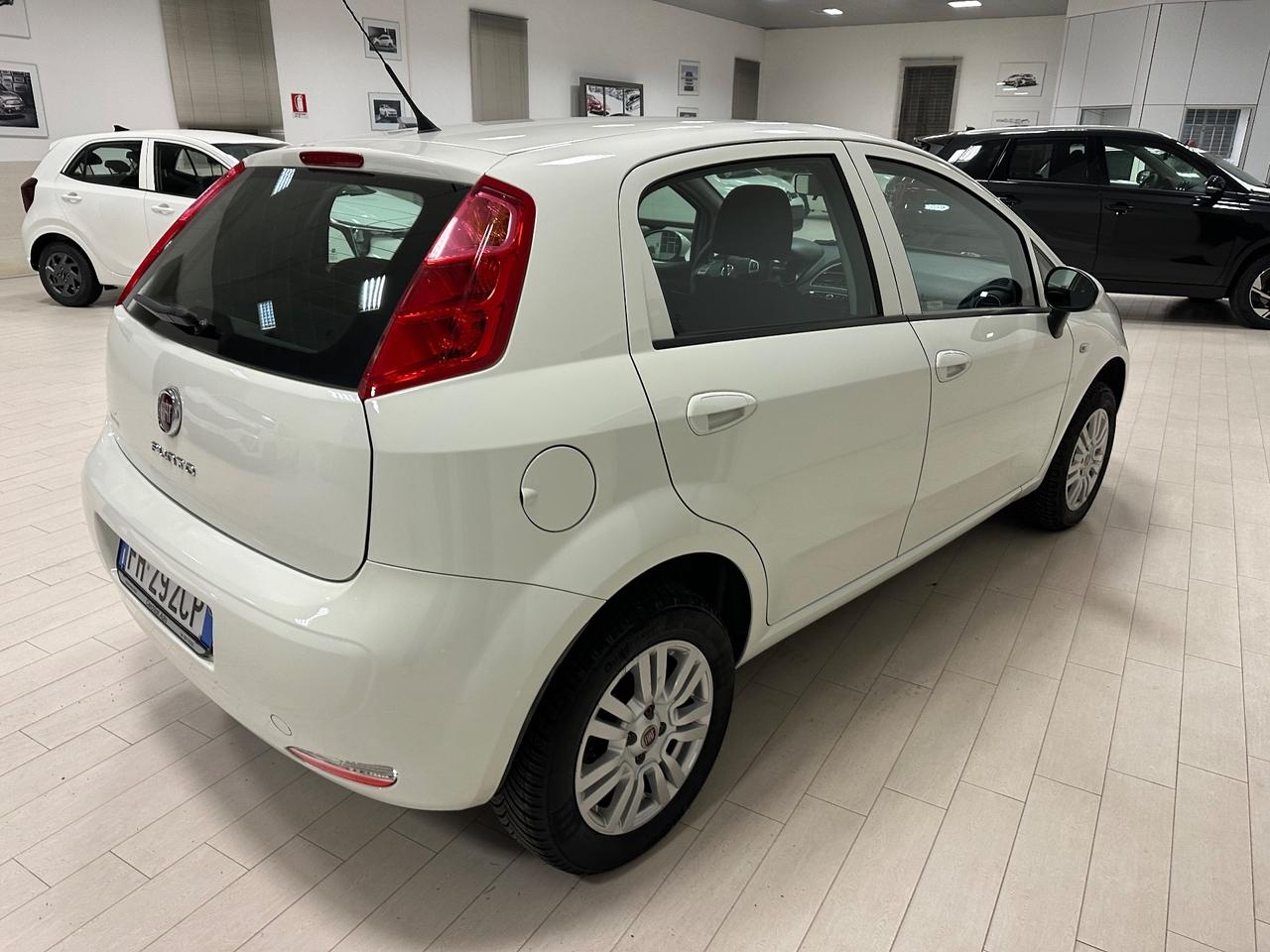 Fiat Punto 1.4 8V 5 porte Natural Power Street