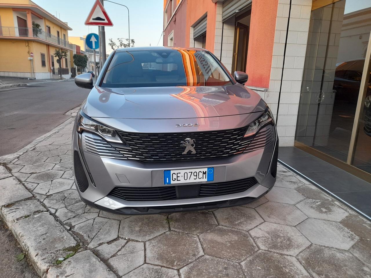 PEUGEOT 3008 1.5 BLUEHDI 130 CV ALLURE