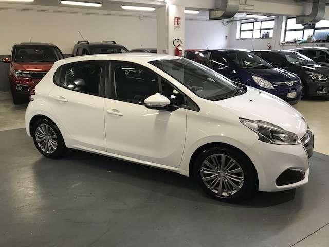 Peugeot 208 208 5p 1.6 bluehdi Allure 75cv / euro6
