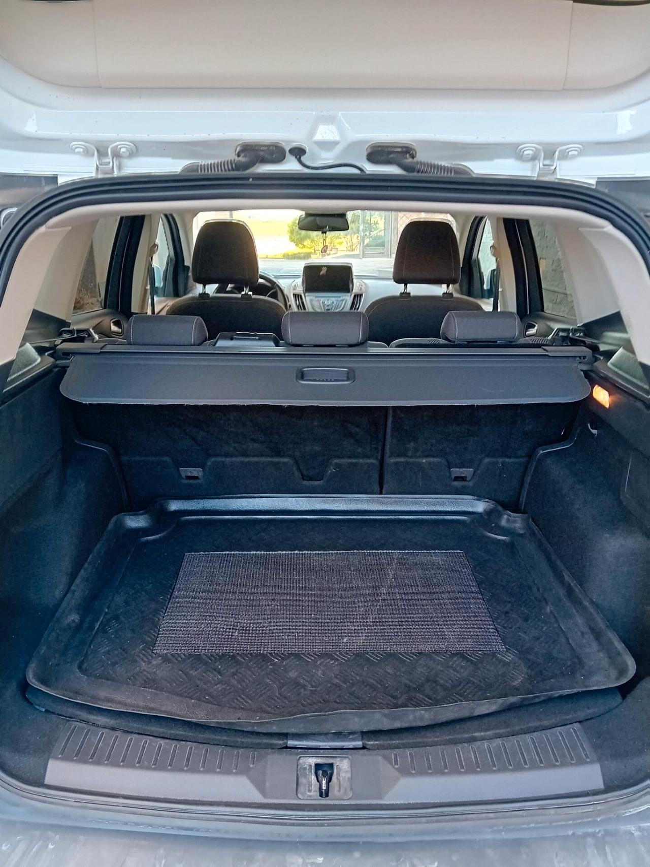 Ford Kuga 2.0 TDCI 120 CV S&S 2WD Titanium