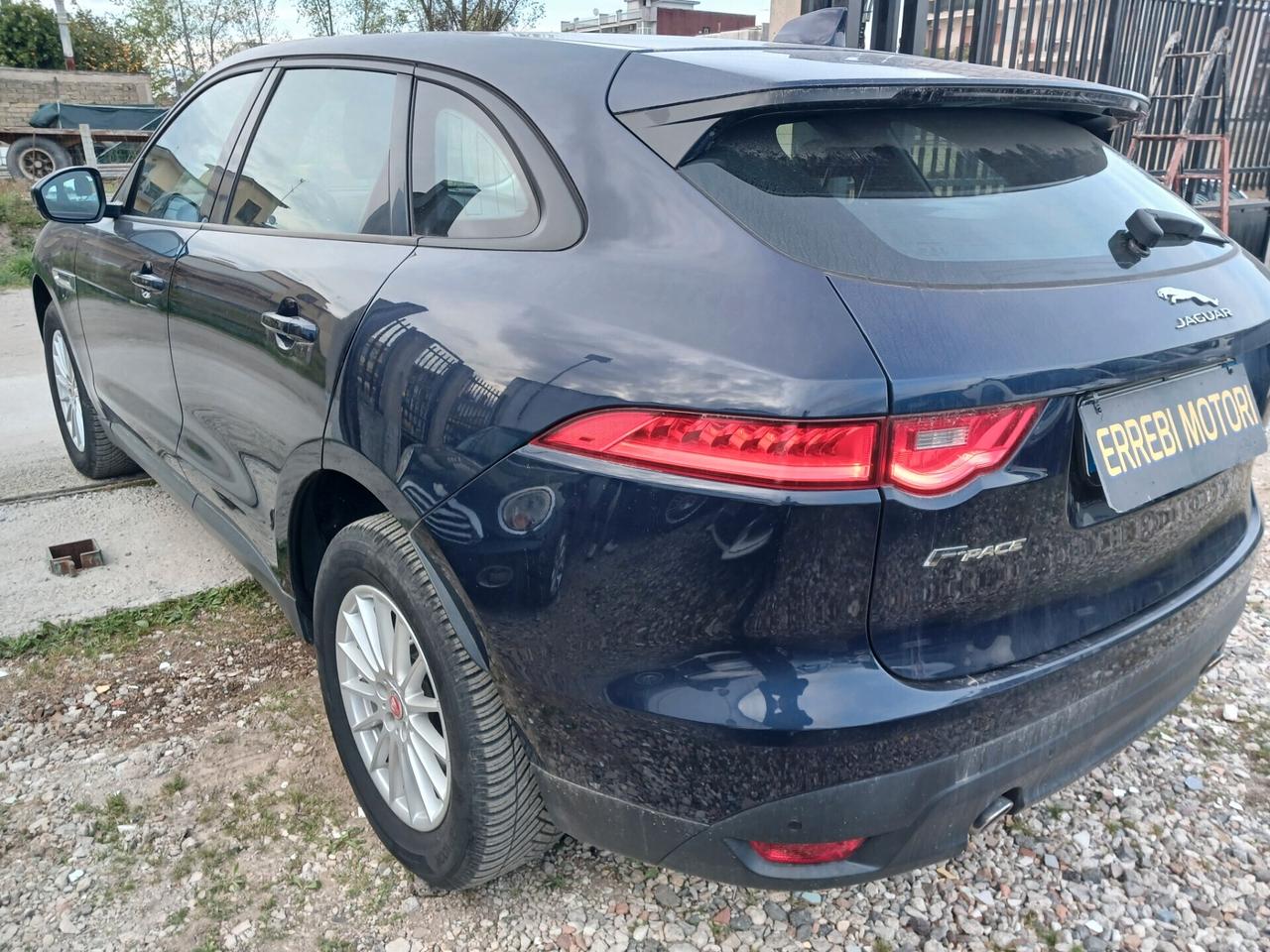 Jaguar F-Pace 2.0 D 240 CV AWD aut. Pure