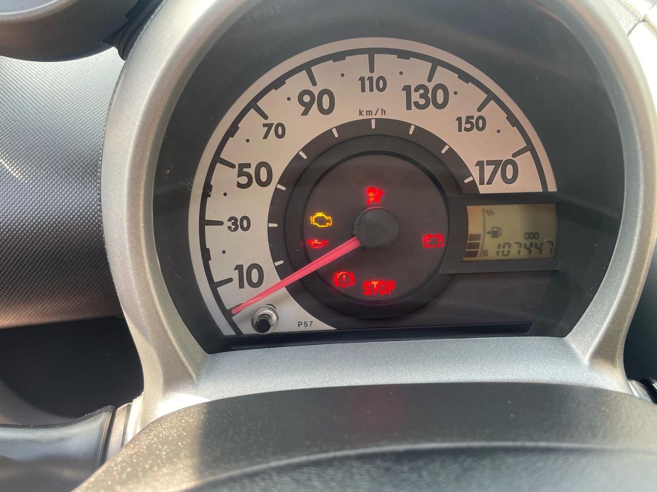 Toyota Aygo 1.0 12V VVT-i 5 porte Sol