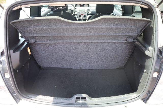 LANCIA Ypsilon 1.2i 69CV 5Porte UniProprietario per NEOPATENTATI