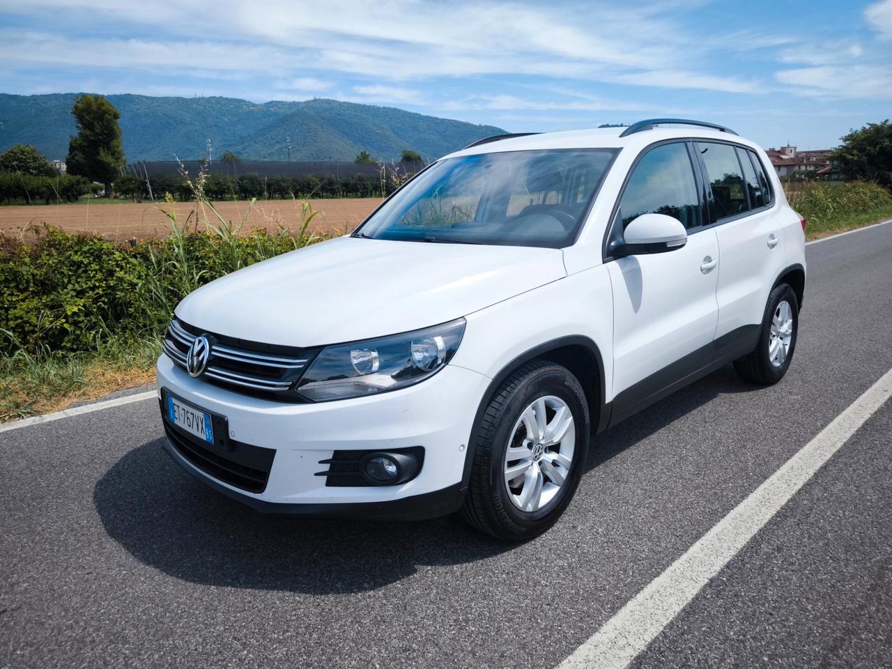 VOLKSWAGEN TIGUAN 1,4 TSI BENZINA 122 CV-OK NEOPATENTATI-GANCIO TRAINO