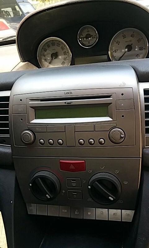 Lancia Ypsilon 1.3 MJT 90CV Oro