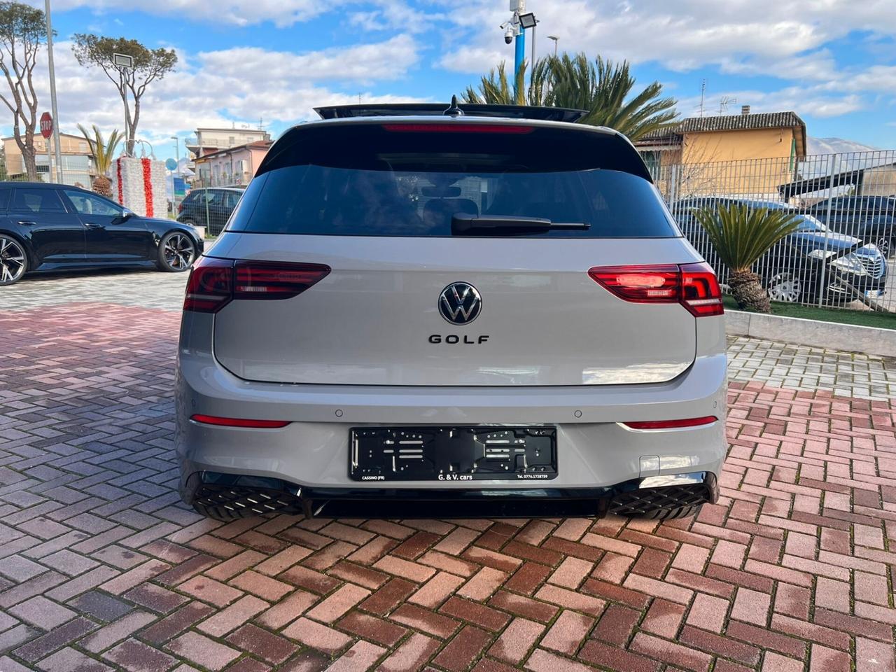 Volkswagen Golf 8.5 2.0 tdi R-Line 150cv DSG