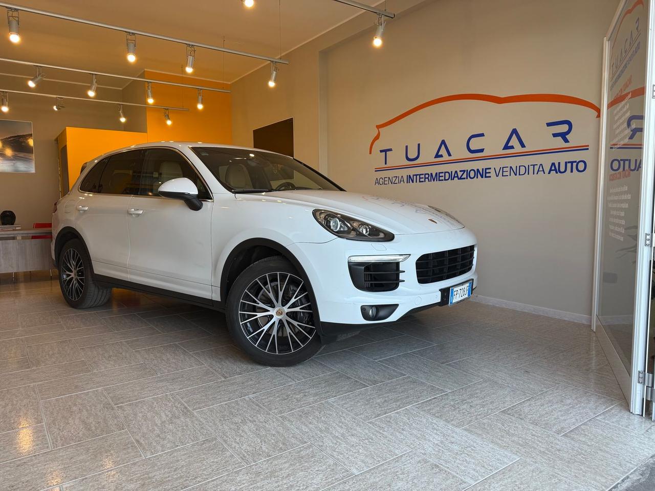 Porsche Cayenne 3.0 Diesel Platinum #6049