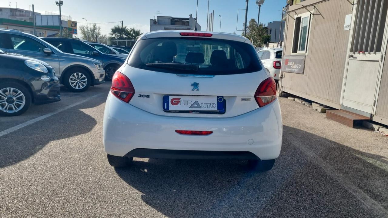 Peugeot 208 PureTech 82 5 porte Allure