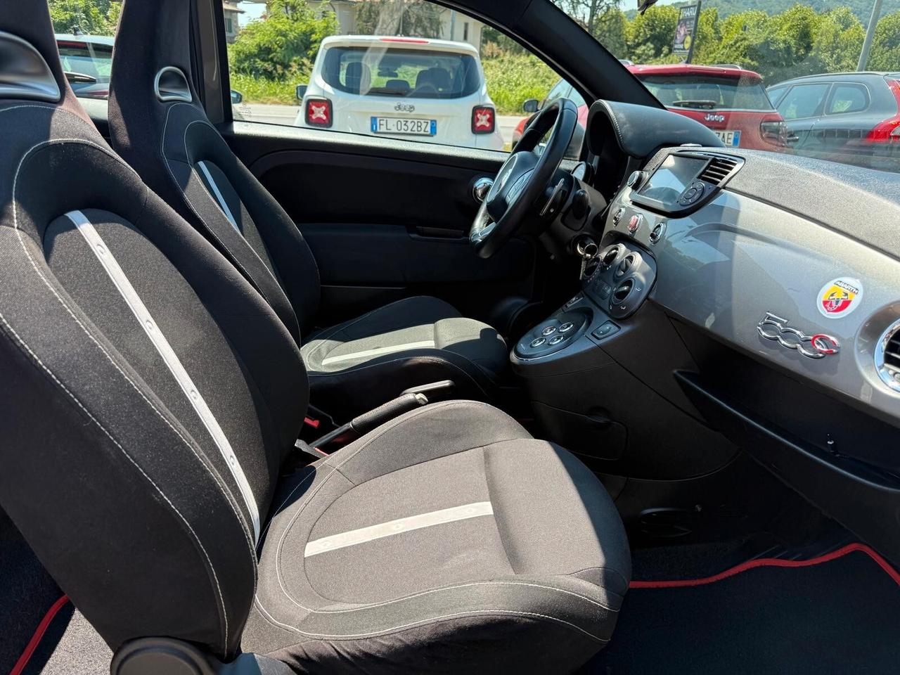 Abarth 500 C 1.4 Turbo T-Jet