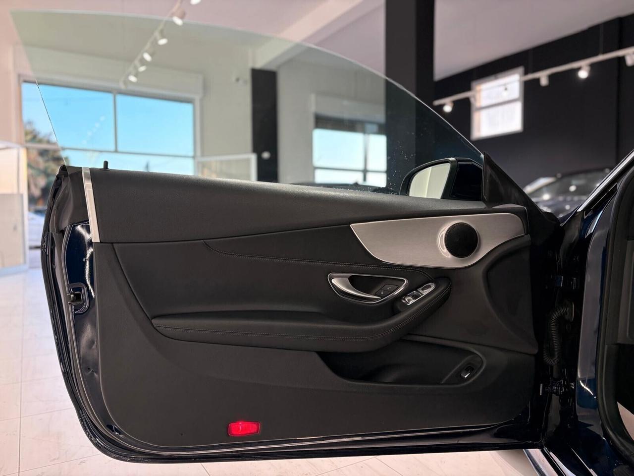 MERCEDES C 220D 4Matic Coupé AMG Premium TETTO