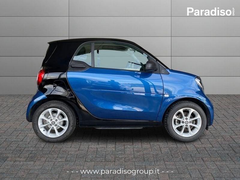 smart fortwo eqPASSION - 4,6kW | 56CV | 2019