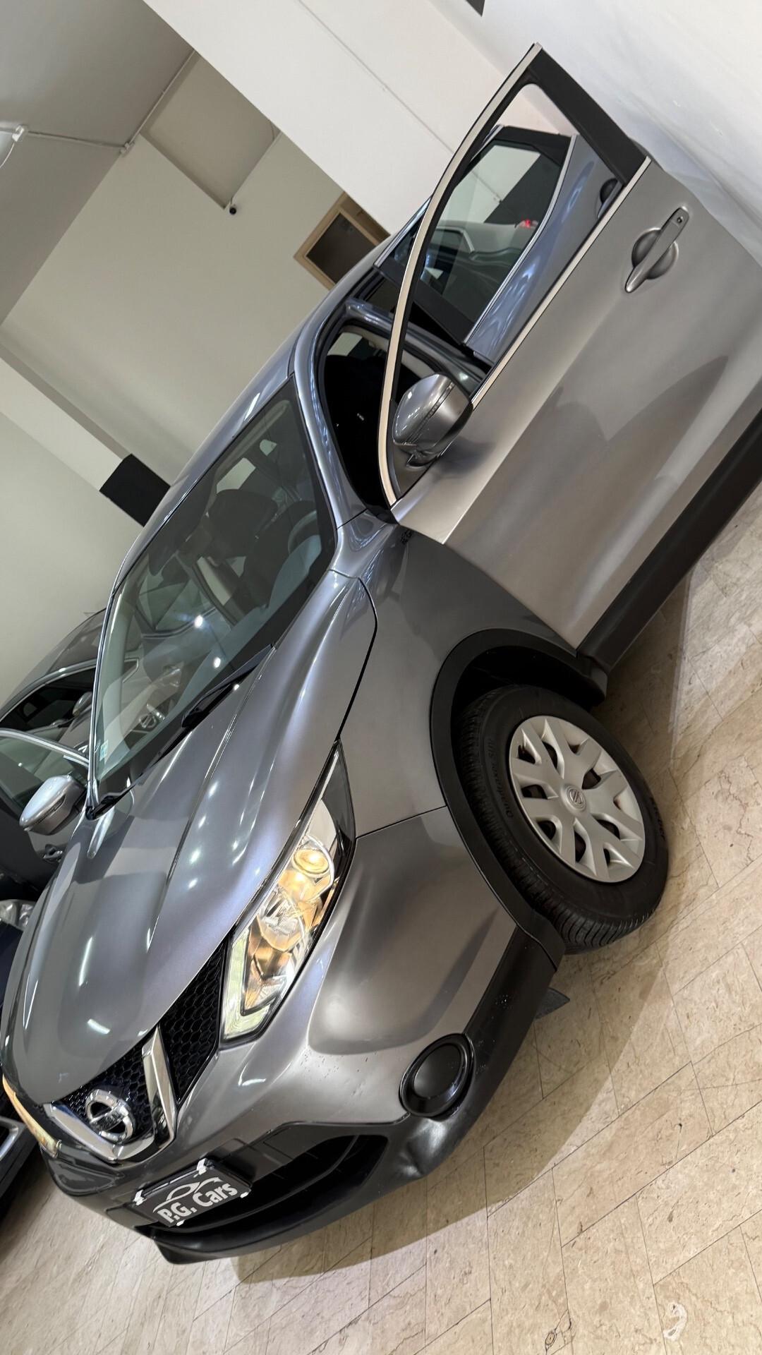 Nissan Qashqai 1.5 dCi Visia