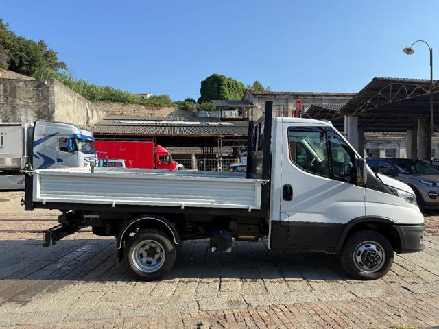 IVECO Daily 35C16H BTor 3.0 HPT PC-RG Cabinato