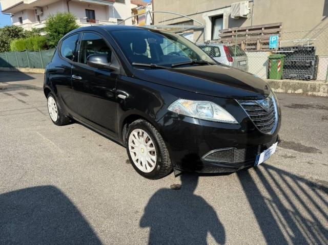 Lancia Ypsilon 0.9 t.air Silver s&s 85cv