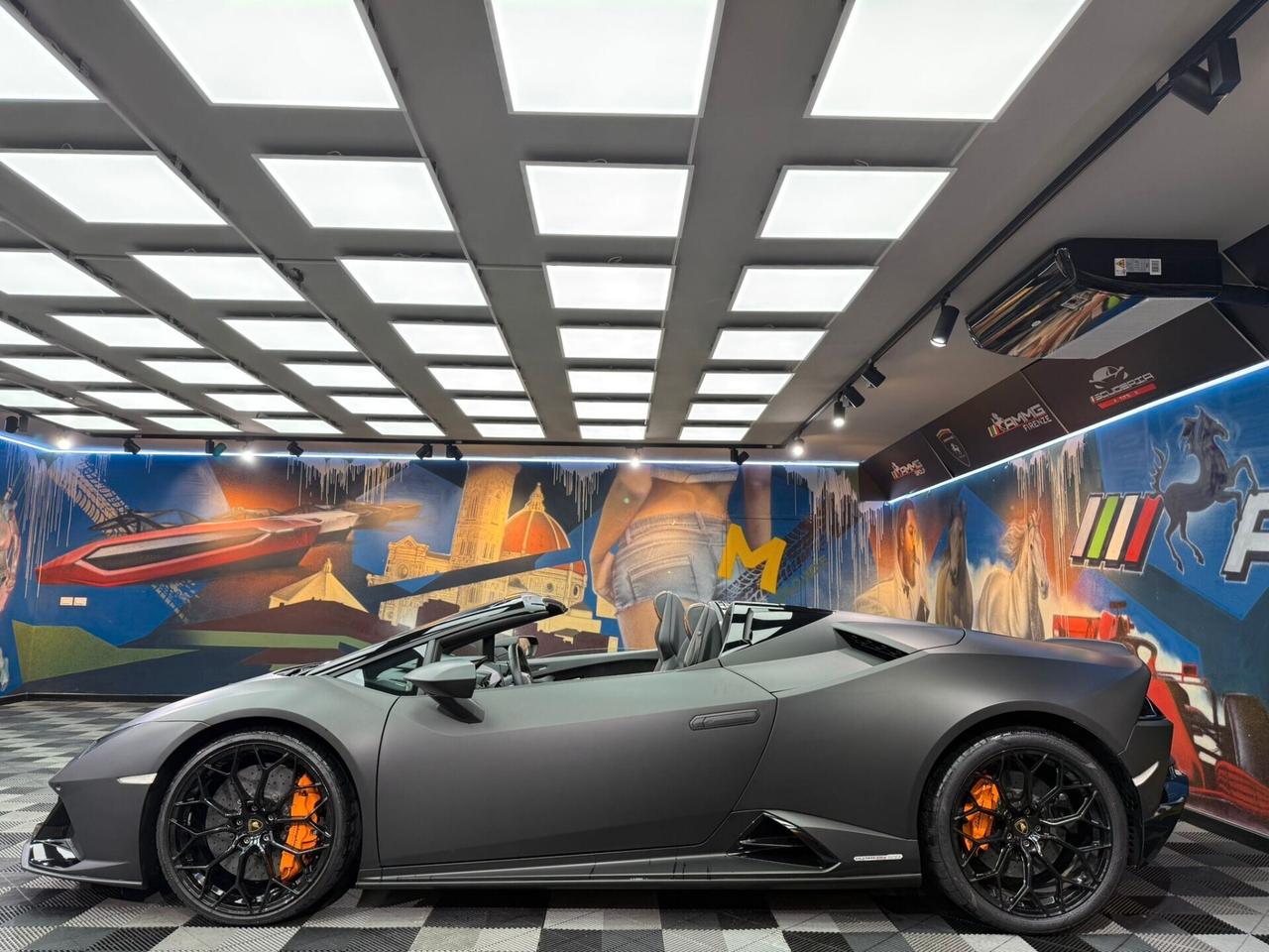 Lamborghini Huracan Huracán 5.2 V10 EVO Spyder (200)