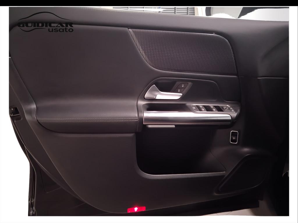 Mercedes-Benz GLA-H247 2020 - GLA 180 d Sport Plus auto