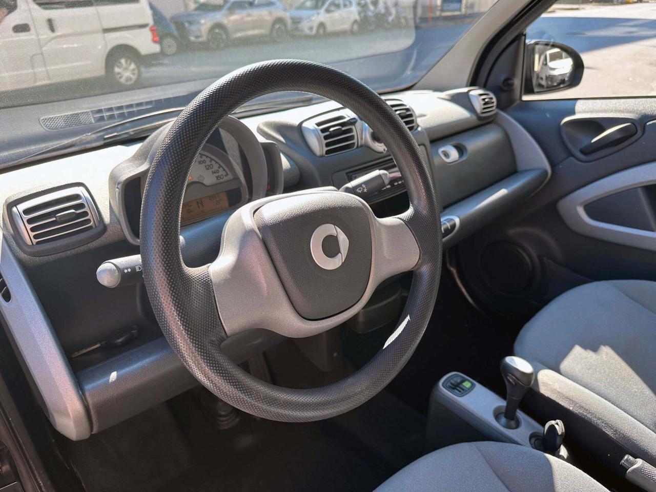 Smart ForTwo 1000 52 kW MHD coupé pure