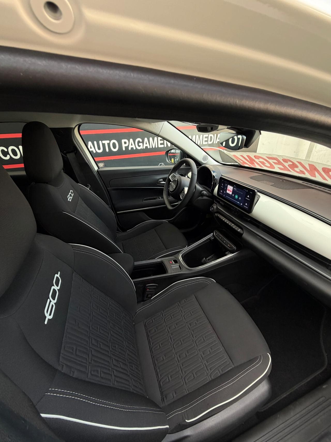 Fiat 600 2025 Hybrid 136 CV DCT MHEV Icon LEGGI TUTTO!