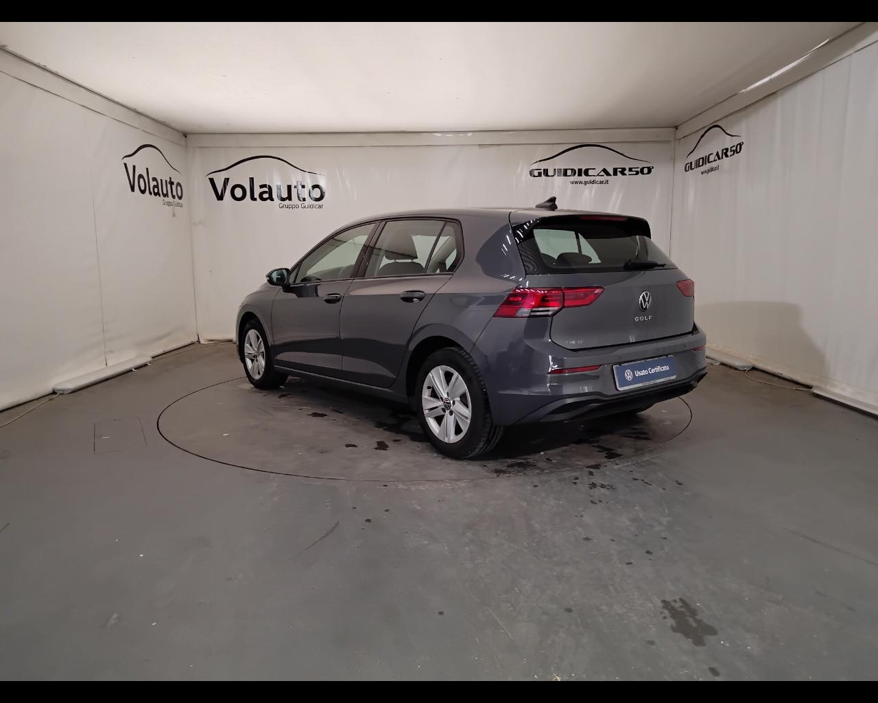 VOLKSWAGEN Golf VIII 2020 - Golf 2.0 tdi Life 115cv dsg