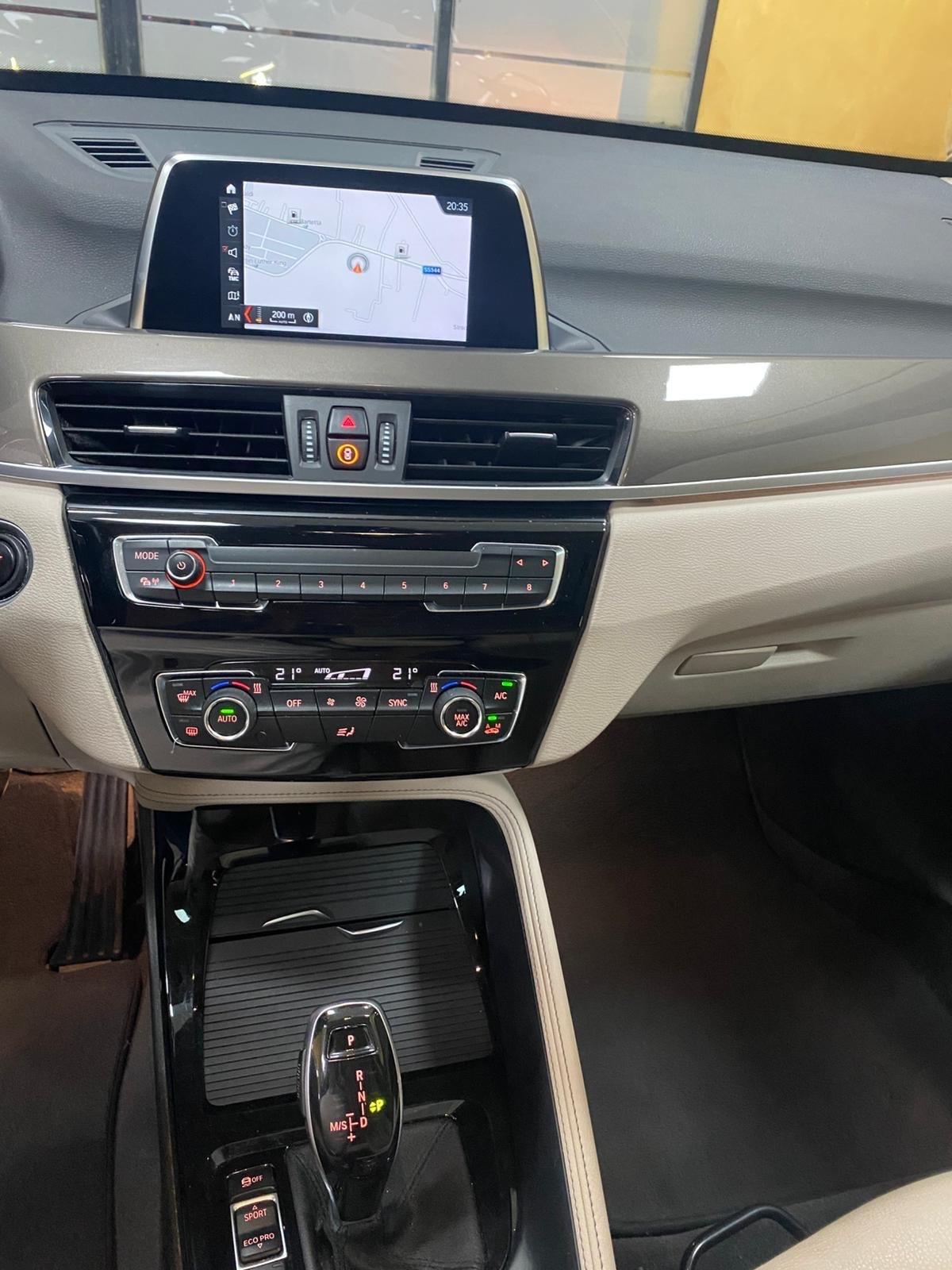BMW X1 sDrive18d xLine “TETTO/NAV/RETR/PELLE”-2019