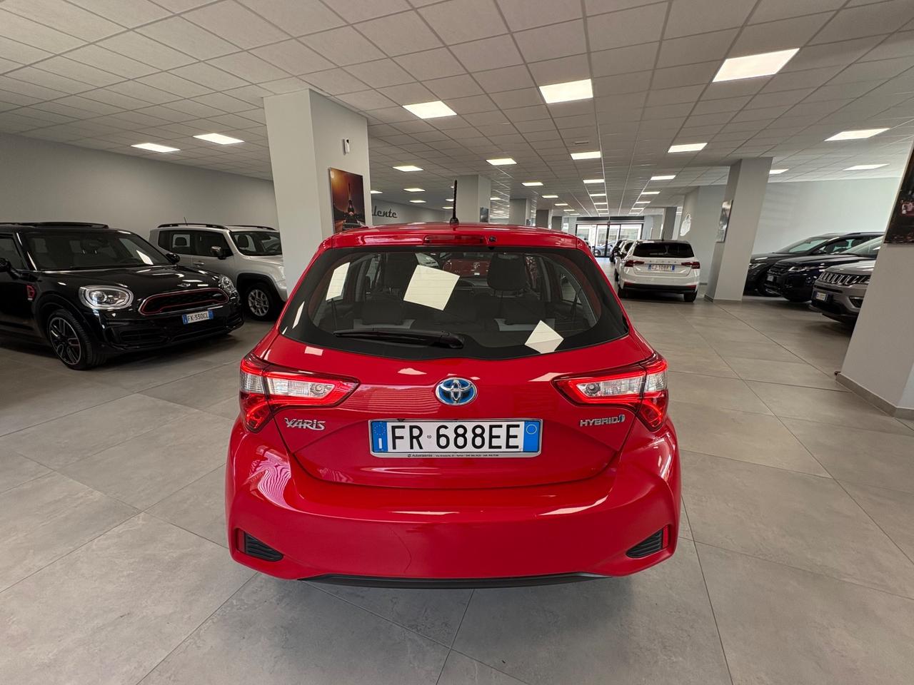 Toyota Yaris 1.5 B 75cv 2018km 65000 neopatentati