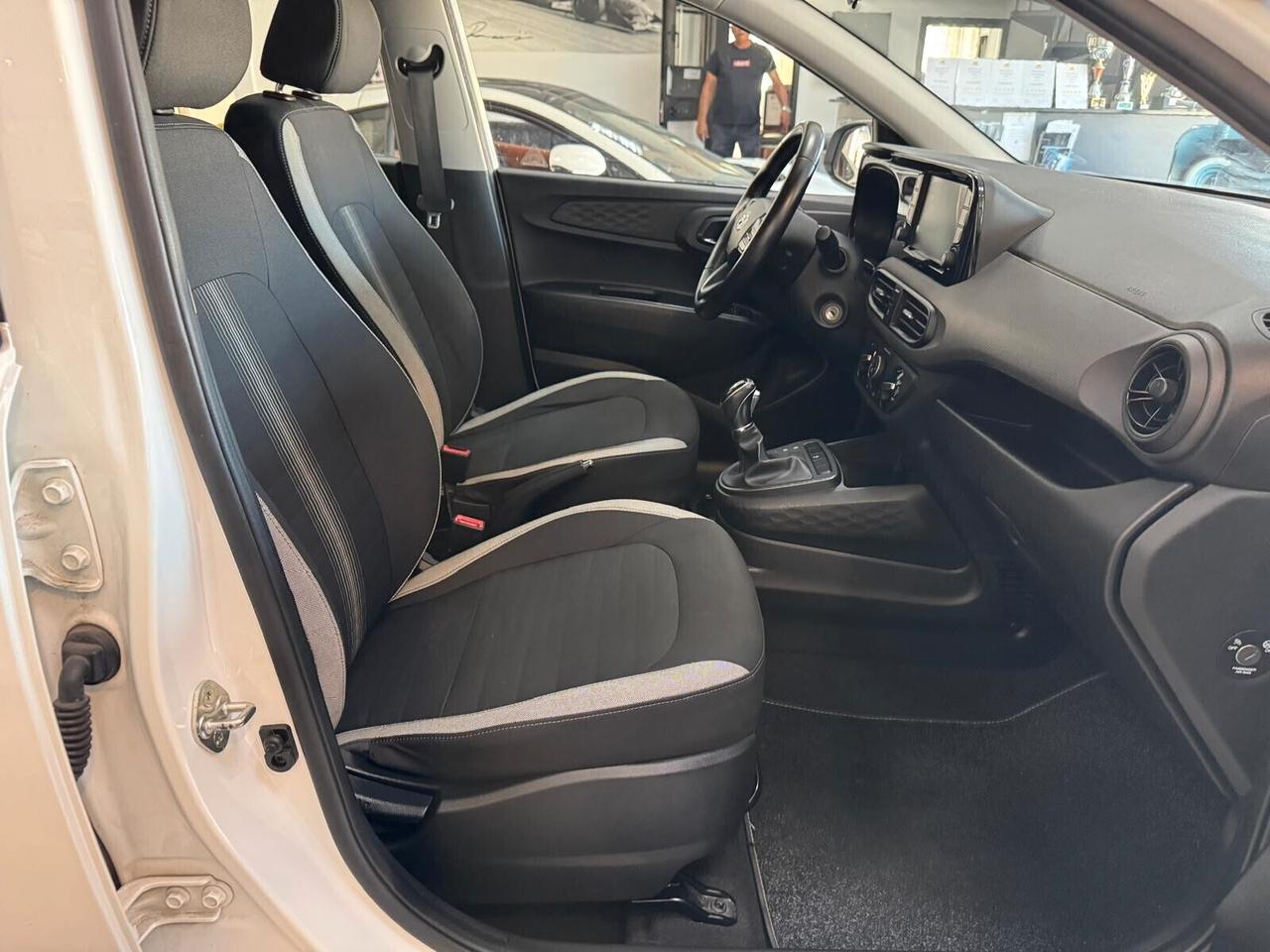 Hyundai i10 1.0 MPI Tech A/T PARI AL NUOVO FULL OPTIONAL