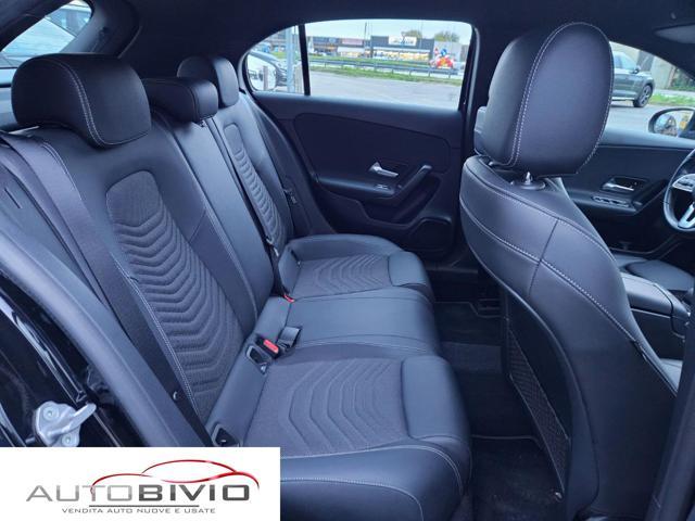 MERCEDES-BENZ A 200 d Automatic Business