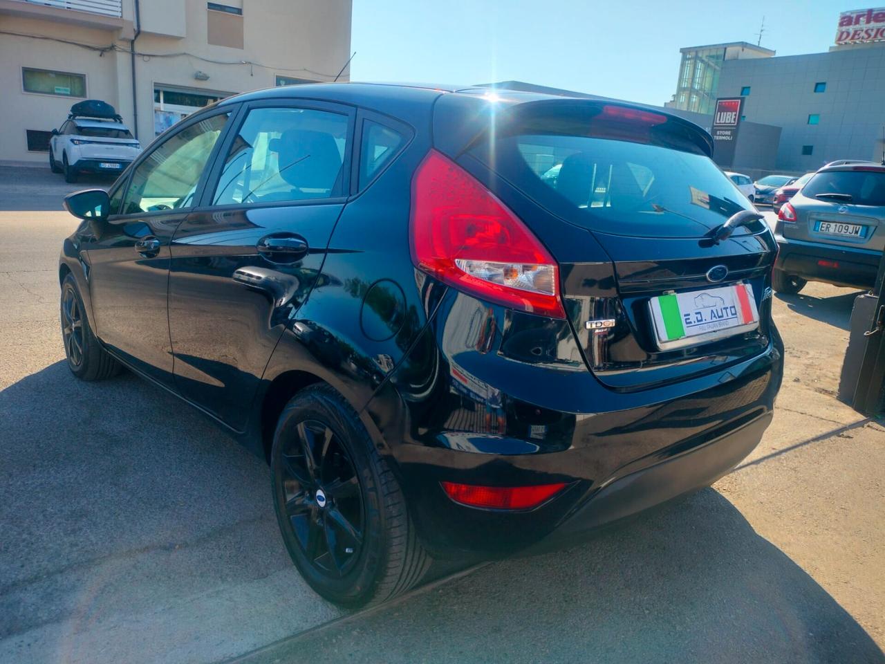Ford Fiesta 1.4 TDCi 68CV 5 porte Titanium