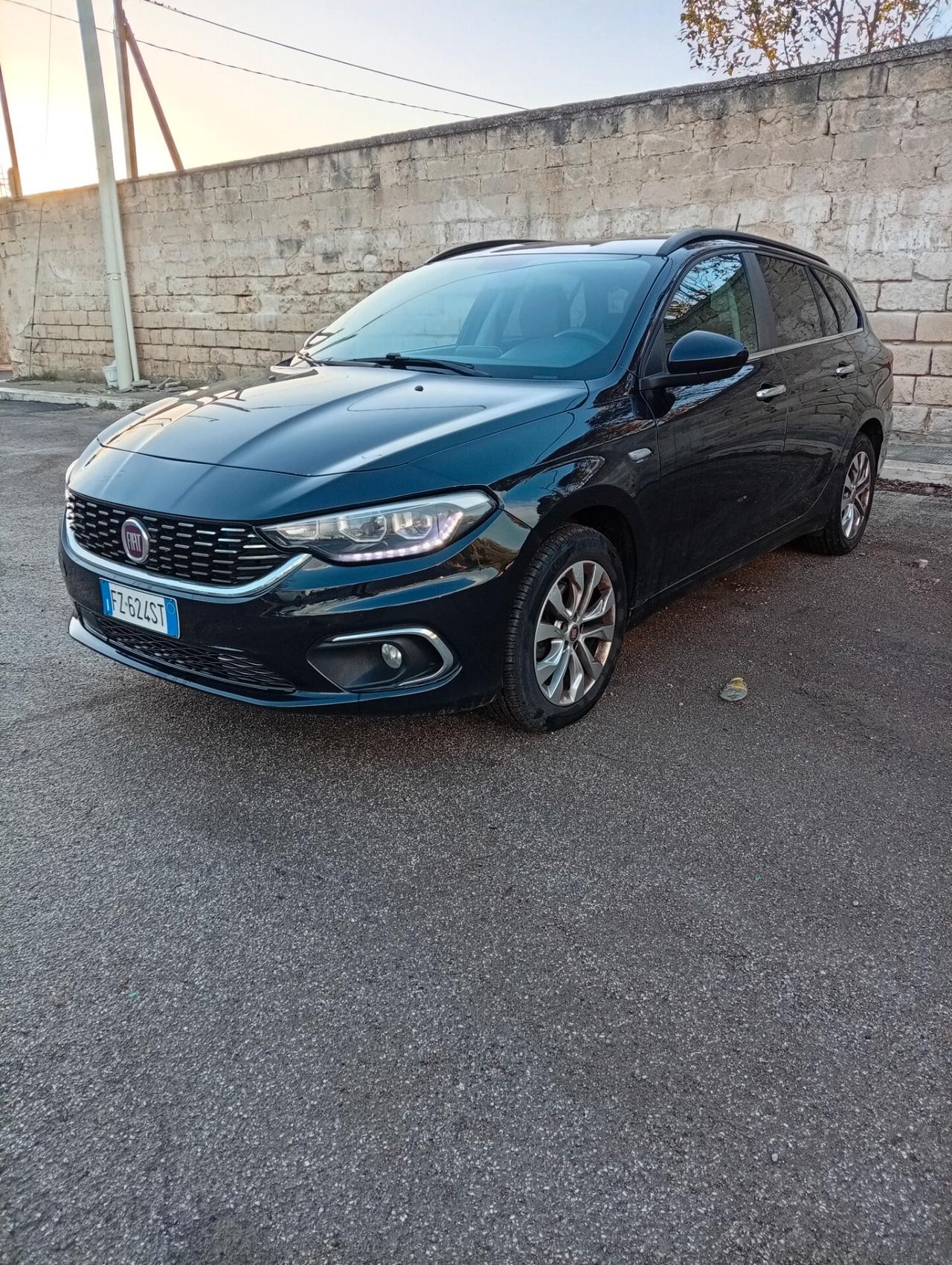Fiat Tipo 1.6 Mjt S&S SW Lounge