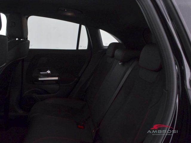 MERCEDES-BENZ GLA 200 200 d AMG Line Premium 4matic auto