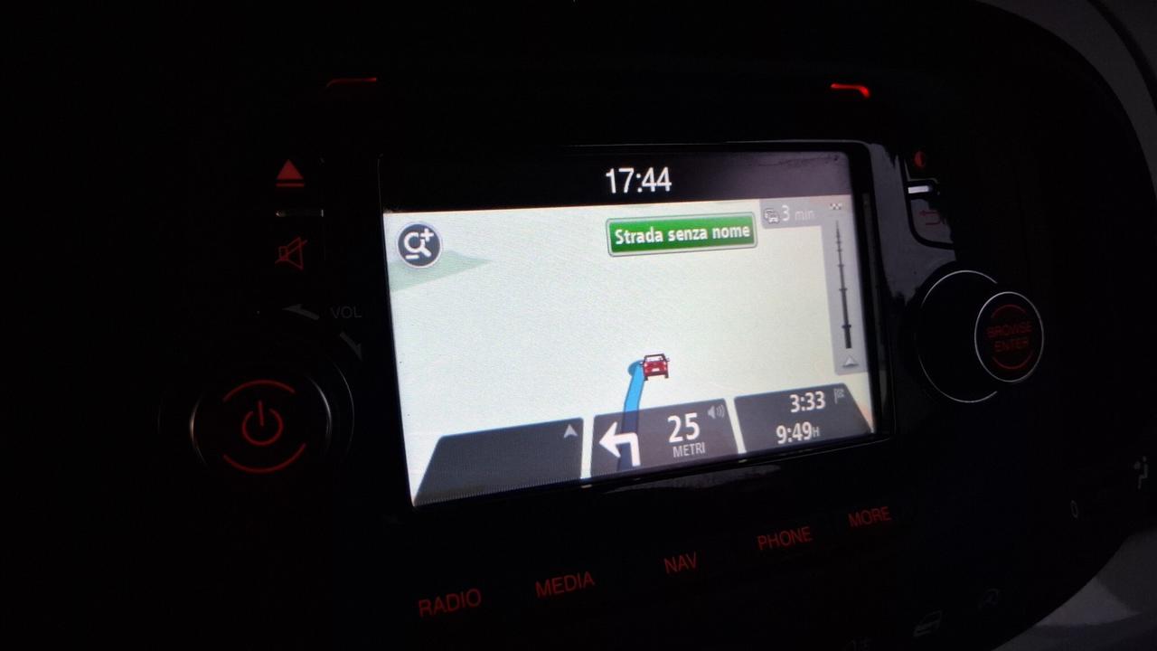 fiat 500l trekking 1.3 mjt 85cv automatica-2014