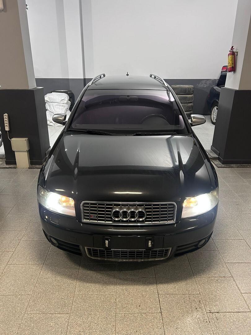 Audi S4 4.2cc 345cv V8 NO SUPERBOLLO
