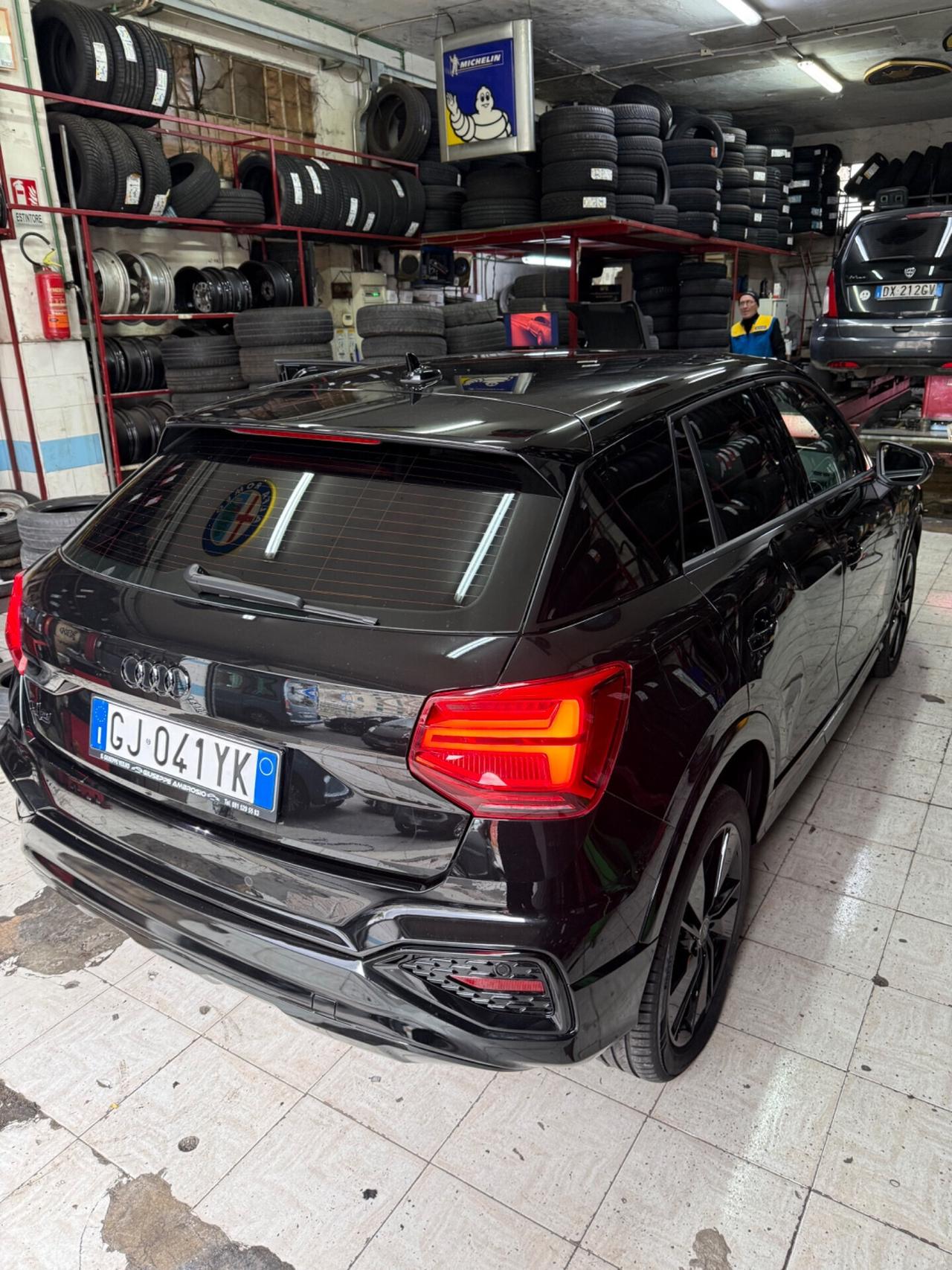Audi Q2 30 TDI 116CV S tronic IDENTITY BLACK