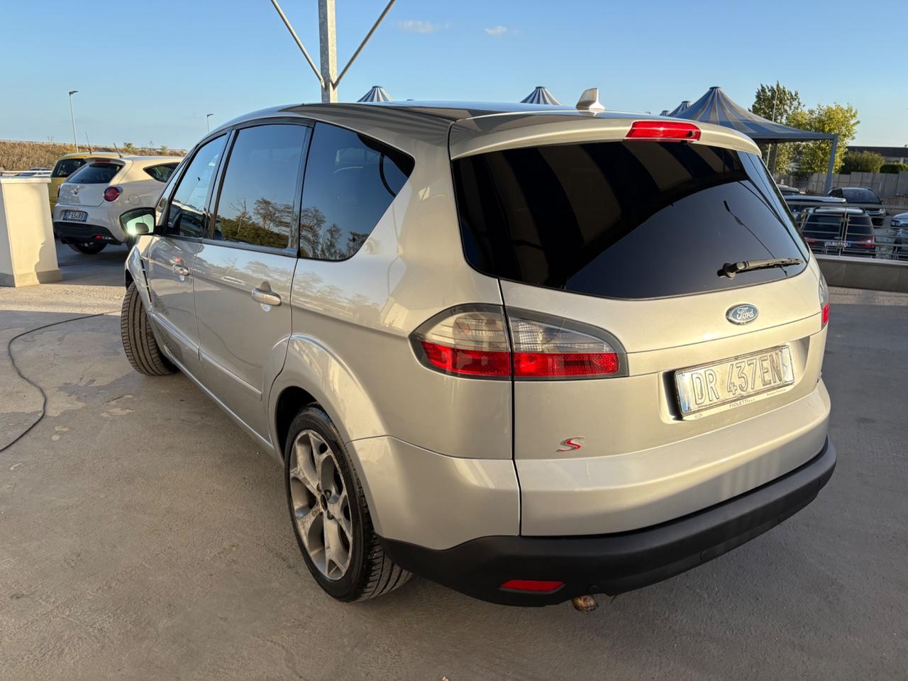 Ford S-Max 2.0 TDCi 140CV Titanium 7 POSTI!
