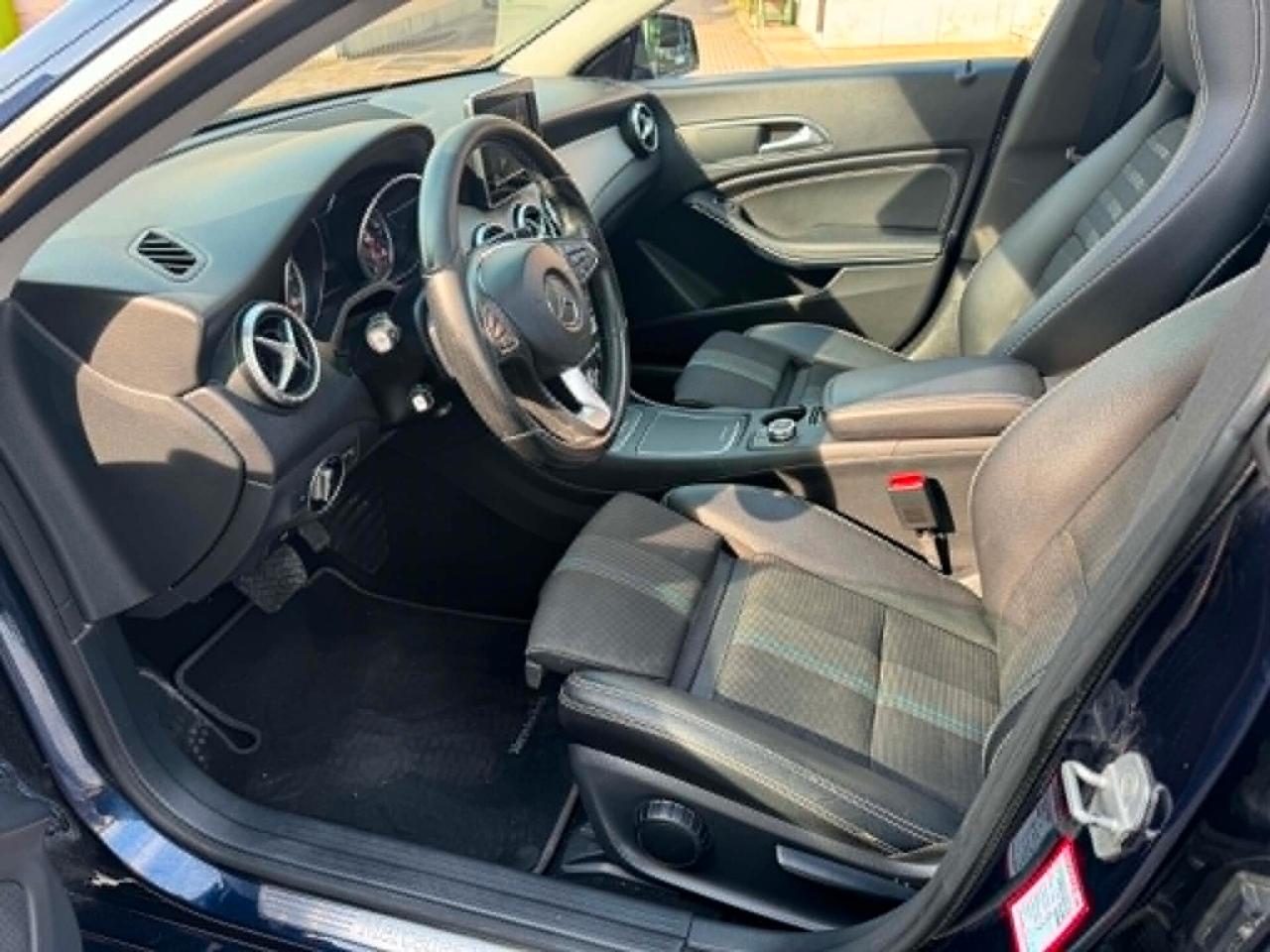 Mercedes-benz CLA 200 d S.W. Automatic Sport